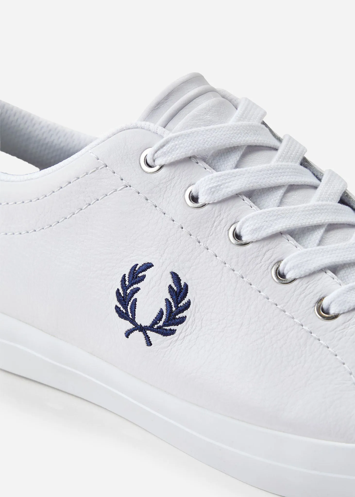Baseline leather - white
