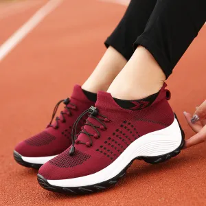 Lightweight flying sneakers