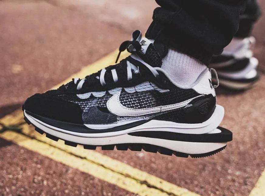 Nike x Sacai Vaporwaffle Black
