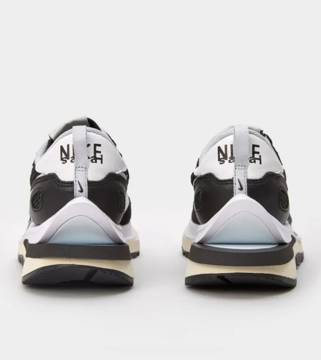 Nike x Sacai Vaporwaffle Black