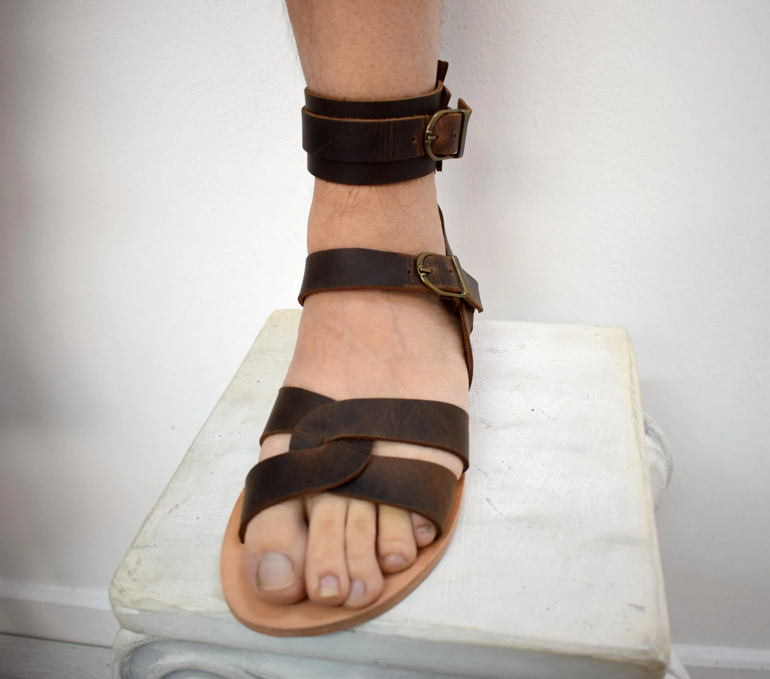 Roman Armor leather sandals, Men sandals with High Quality Genuine Leather and Free express shipping