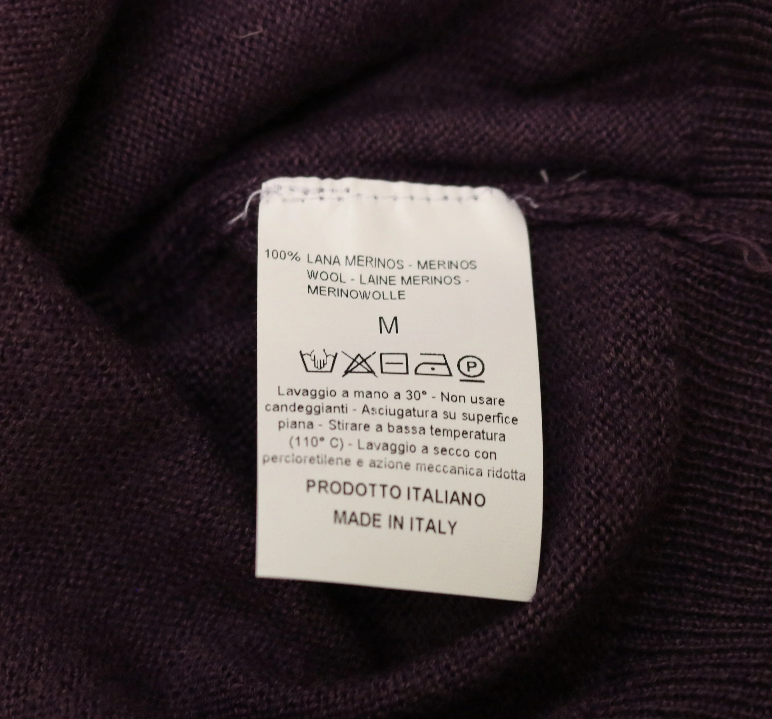 Williams Wilson Purple Pure Wool Suede VNeck Sweater